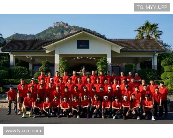 成都网球队在邀请赛中的默契配合与战术执行分析